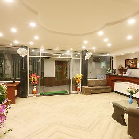 Hotel Katra Residency Εξωτερικό φωτογραφία