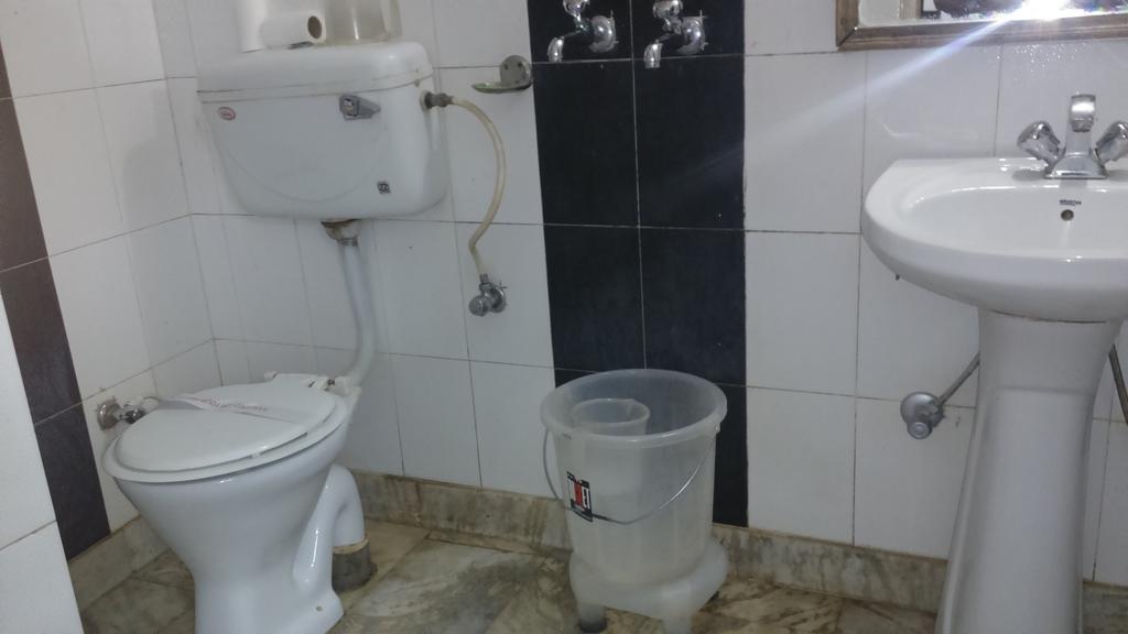 Hotel Katra Residency Εξωτερικό φωτογραφία