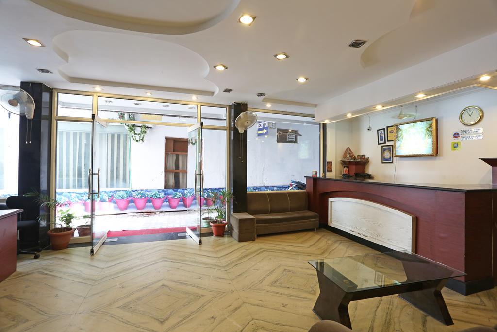 Hotel Katra Residency Εξωτερικό φωτογραφία