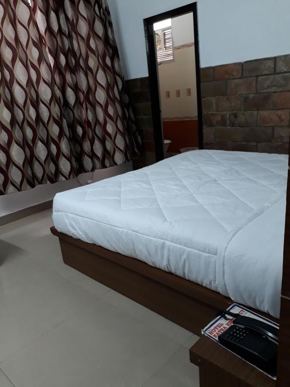 Hotel Katra Residency Εξωτερικό φωτογραφία