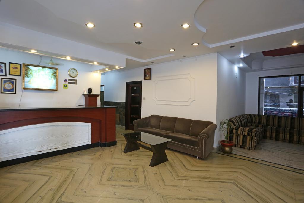 Hotel Katra Residency Εξωτερικό φωτογραφία