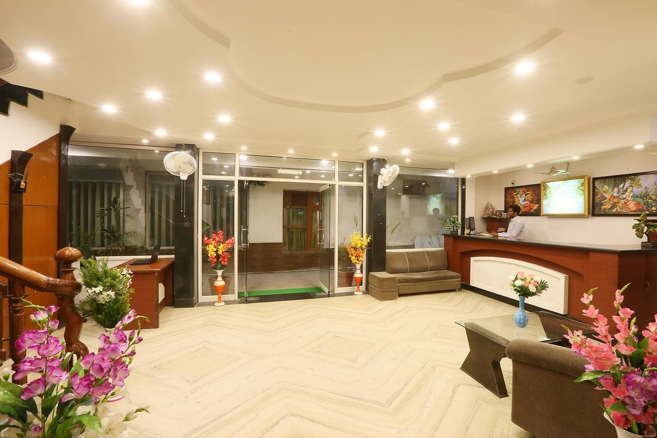 Hotel Katra Residency Εξωτερικό φωτογραφία
