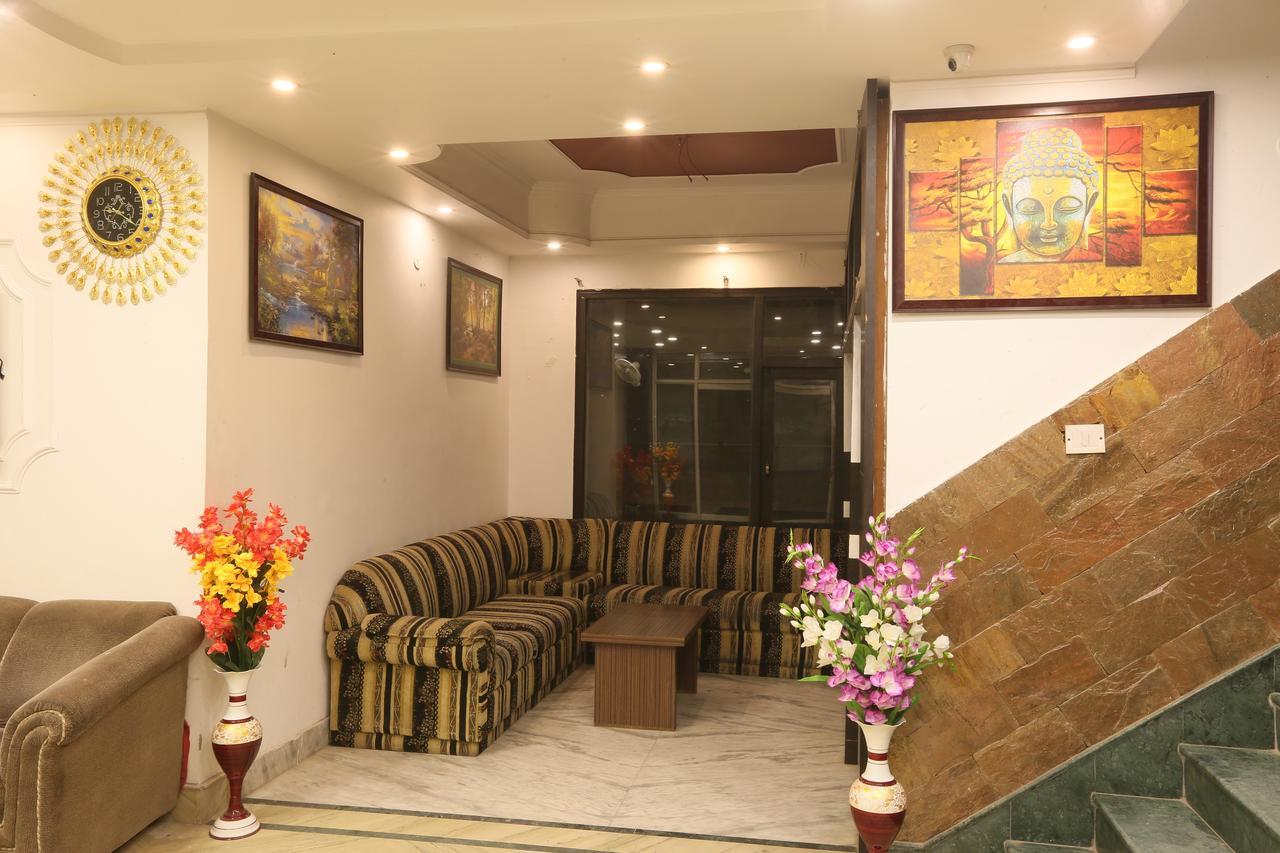 Hotel Katra Residency Εξωτερικό φωτογραφία