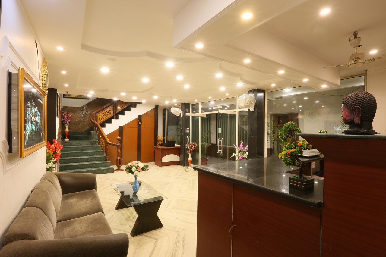 Hotel Katra Residency Εξωτερικό φωτογραφία