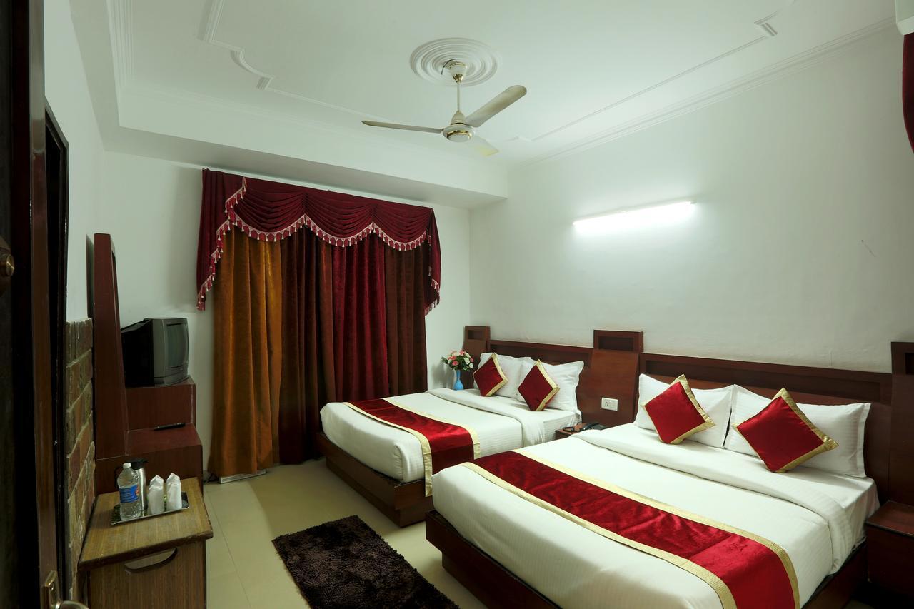 Hotel Katra Residency Εξωτερικό φωτογραφία